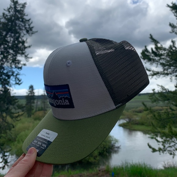NWT Patagonia Hat - Green & White - Picture 7 of 7
